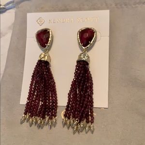 Kendra Scott blossom earrings gold